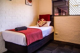 Ascot Budget Inn & Residences