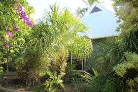 Kelly's Beach Resort