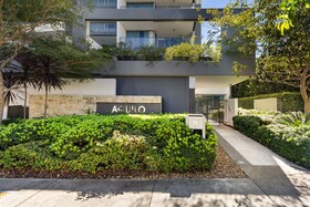 Harbour Quays Apartments