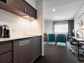 Mercure Sunshine Coast Kawana Waters