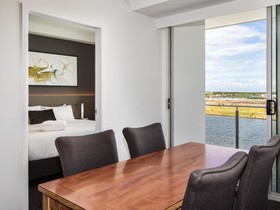 Mercure Sunshine Coast Kawana Waters