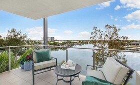 Property Vine Broadwater & Saltwater