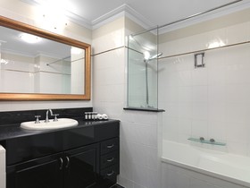 Adina Apartment Hotel Brisbane Anzac Square