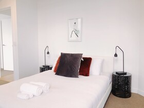 Brisbane One Apartments by CLLIX