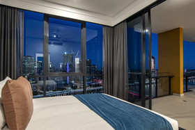 Hope Street Apartments by CLLIX