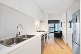 Brisbane Skytower by CLLIX