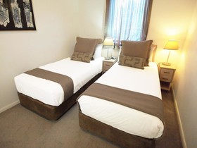 Oaks Brisbane on Margaret Suites