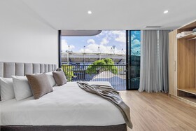 Rambla at Story House