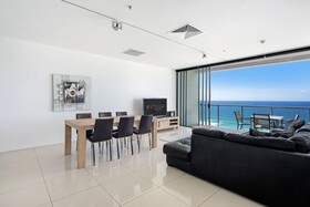 ULTIQA Air on Broadbeach