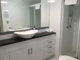 Broadbeach Holiday Apartments