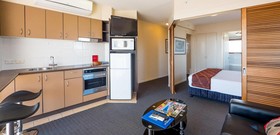 Broadbeach Savannah