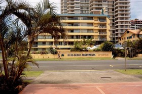Hi Ho Beach Apartments