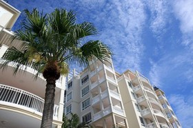 La Grande Apartments