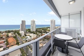 Meriton Suites Broadbeach
