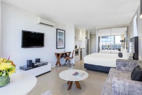 Meriton Suites Broadbeach