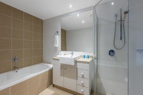 Meriton Suites Broadbeach