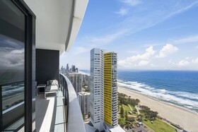 Oracle Resort Broadbeach