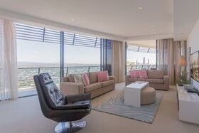 Oracle Resort Broadbeach