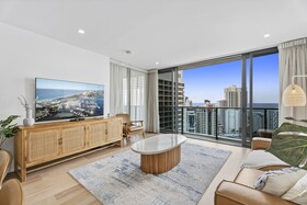 Oracle Resort Broadbeach