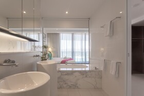 Oracle Resort Broadbeach