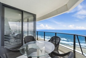 Oracle Resort Broadbeach