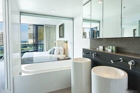Oracle Resort Broadbeach