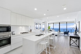 Oracle Resort Broadbeach