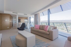 Oracle Resort Broadbeach