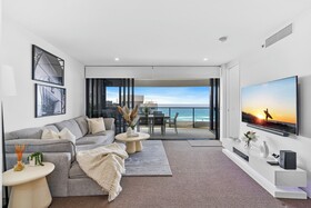 Oracle Resort Broadbeach