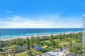 Oracle Resort Broadbeach
