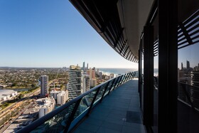 Oracle Resort Broadbeach