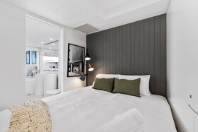 Oracle Resort Broadbeach