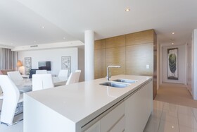 Oracle Resort Broadbeach