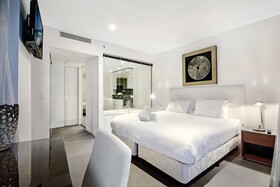 Oracle Resort Broadbeach