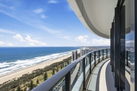 Oracle Resort Broadbeach