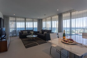 Oracle Resort Broadbeach