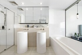 Oracle Resort Broadbeach