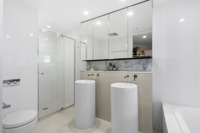 Oracle Resort Broadbeach