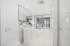Oracle Resort Broadbeach