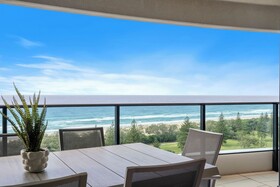 Oracle Resort Broadbeach