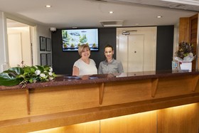 Burnett Riverside Hotel