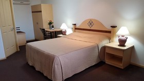 Villa Mirasol Motor Inn