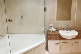 Cairns Aquarius Holiday Apartments