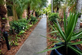 Central Plaza Apartments Hotel