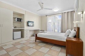 Hotel Tropiq Cairns