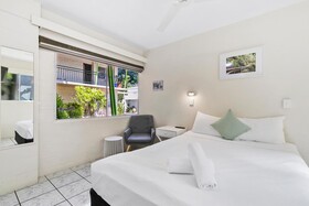 Hotel Tropiq Cairns