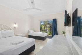 Hotel Tropiq Cairns