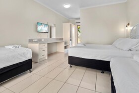 Hotel Tropiq Cairns