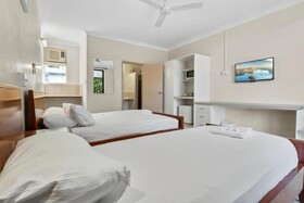 Hotel Tropiq Cairns