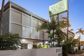 Hotel Tropiq Cairns